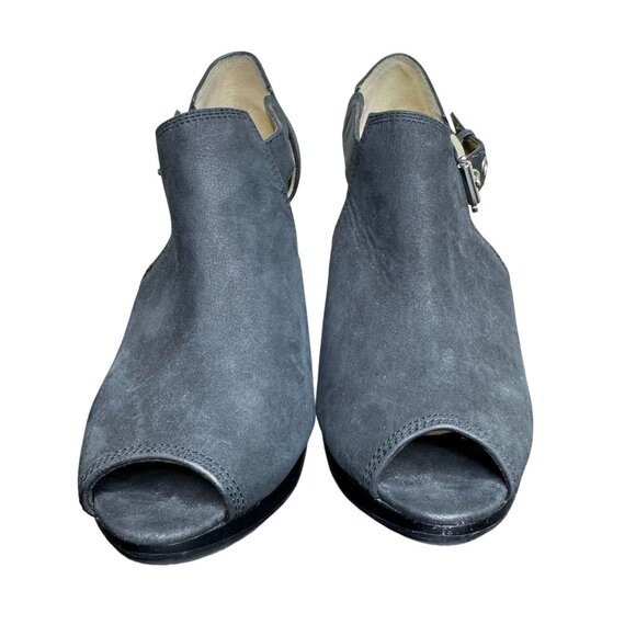 NWOB Michael Kors "Greenwich" Black Leather Peep-Toe Heels, 4.5" Heel, Size 9 - Picture 5 of 11